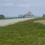 Vakantiehuis Le Mont Desclos Saint Michel *